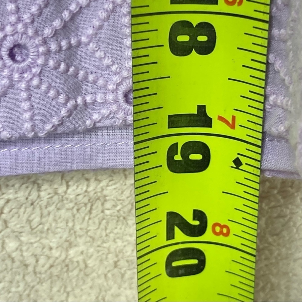 NEW Tuckernuck Lavender Eyelet V Neck Crop Tank Top Women’s L Summer Spring Cute - Picture 10 of 10